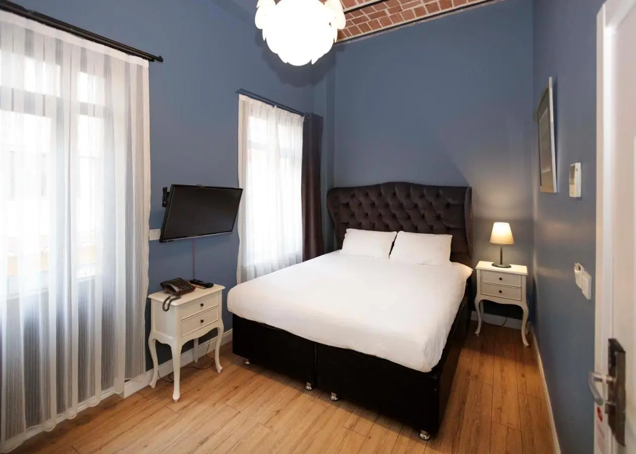 Selvese Suites, Serviced Living in Galata