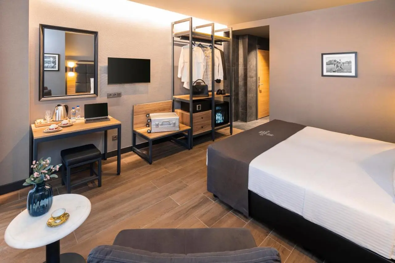 Marius Hotel
