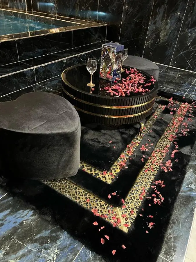 KRAL GRAND OTEl