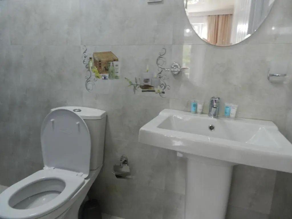 mano guest house