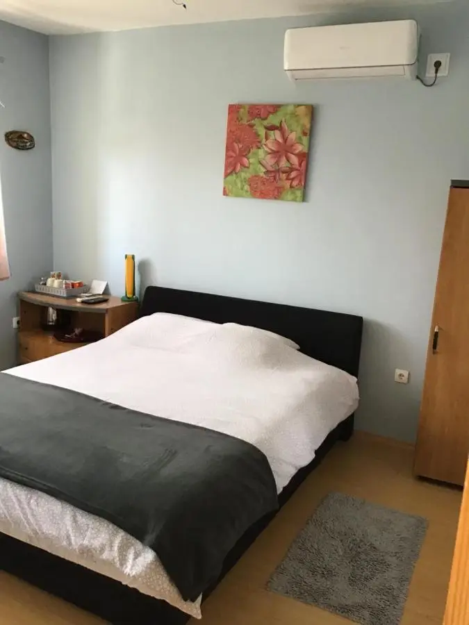 Bingo Apartments
