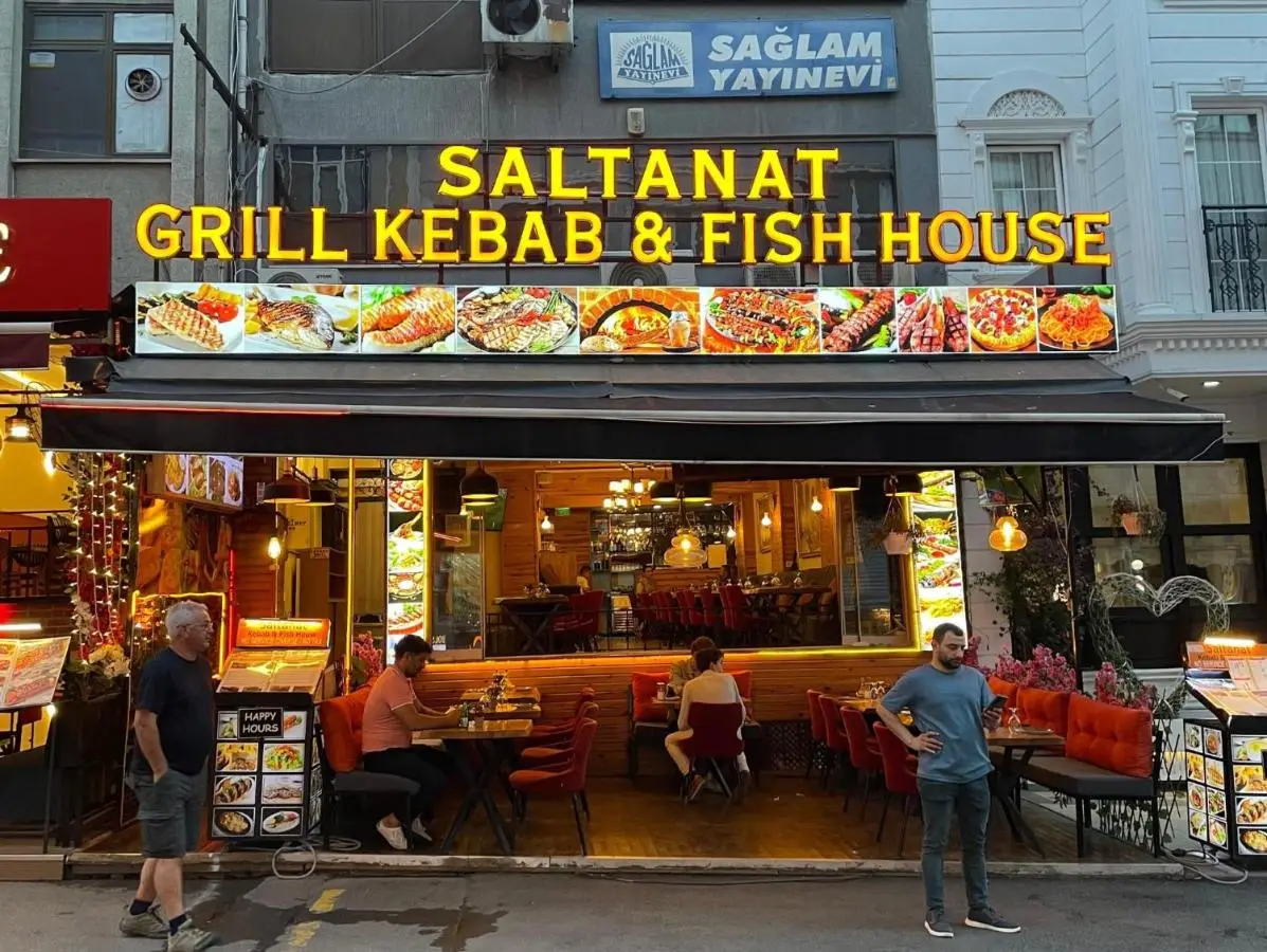 Saltanat Apartment