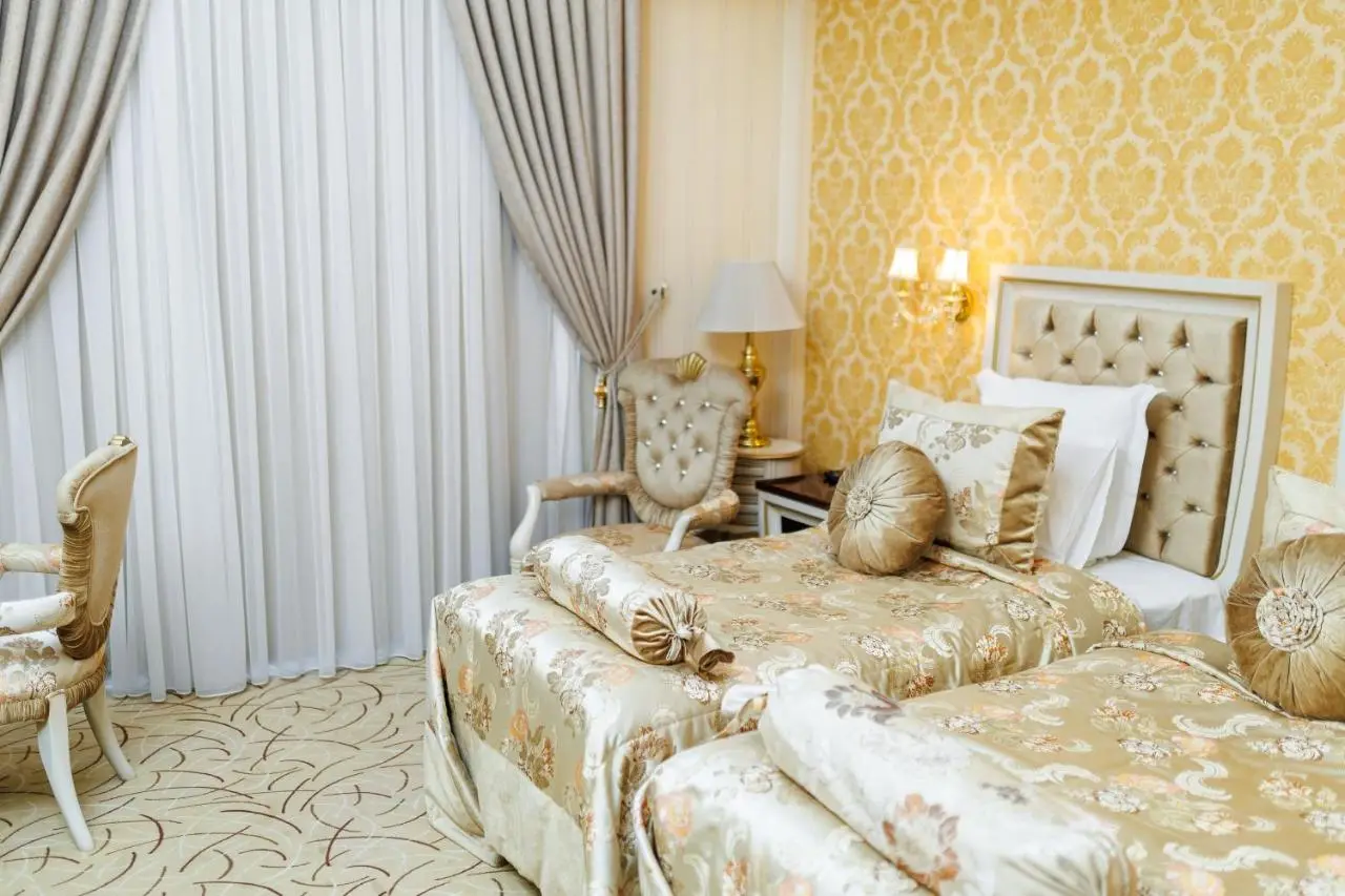 Ayan Palace Hotel