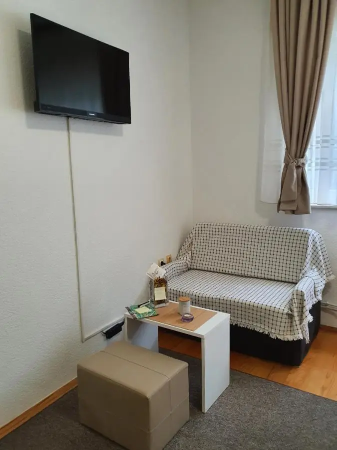 Studio Apartman 11