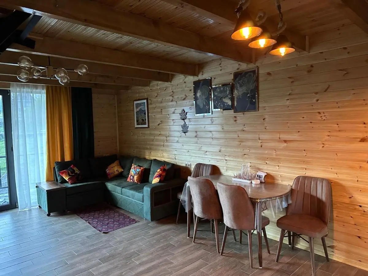 Royal Cottages
