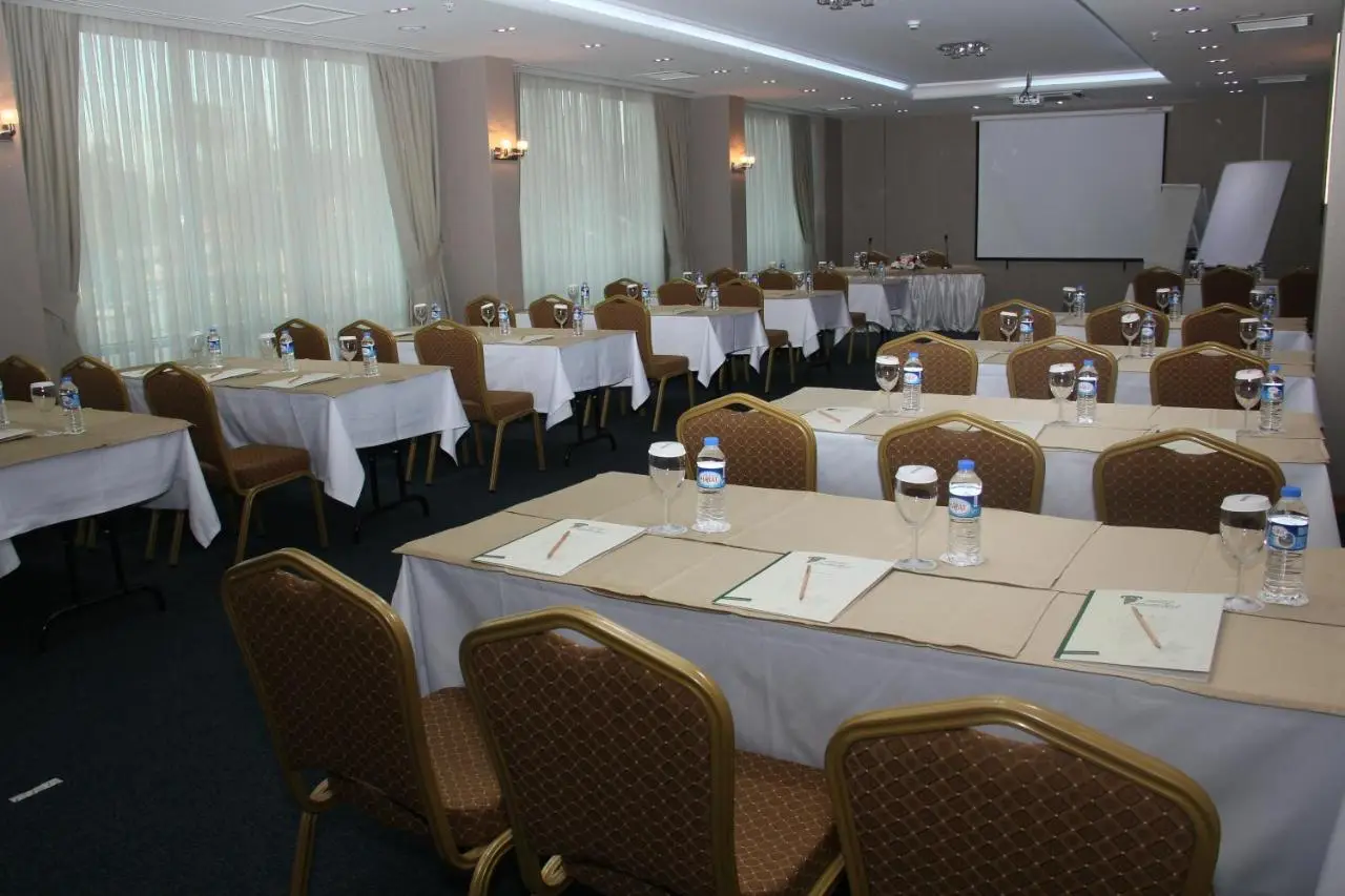 Adanava Hotel