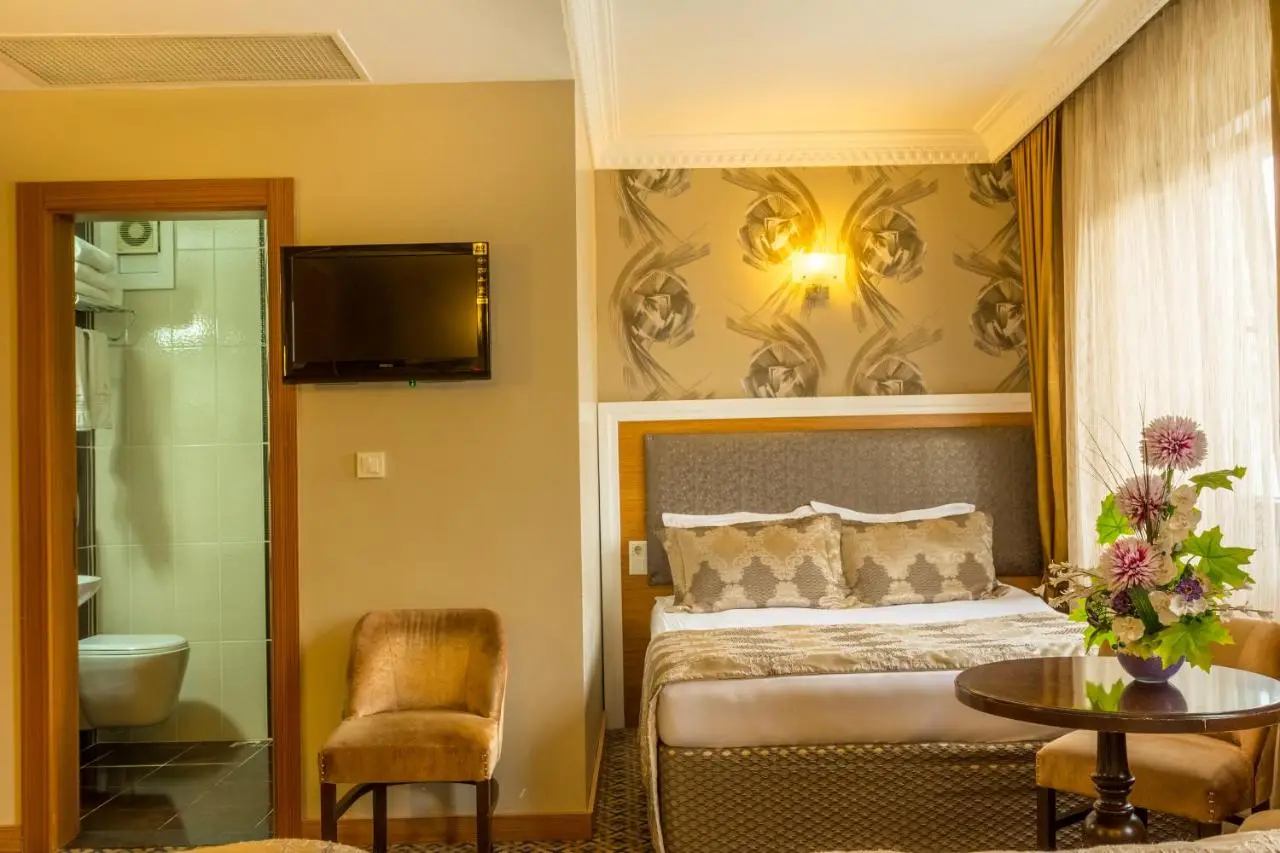 Grand Rosa Hotel