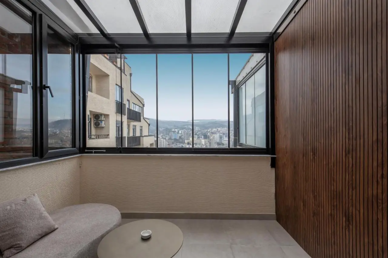 Terrace 17 by Doors