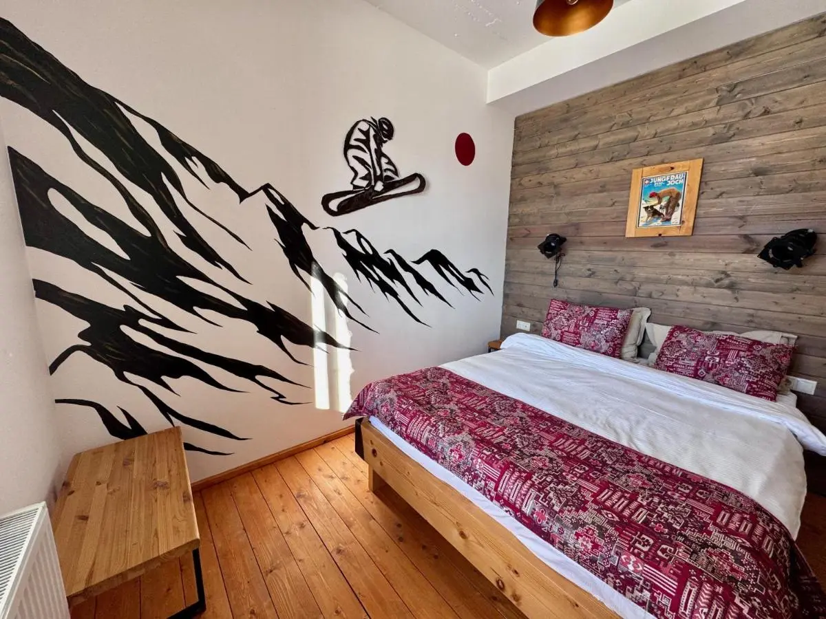 Mountain Cricket Chalets and Apartments Gudauri