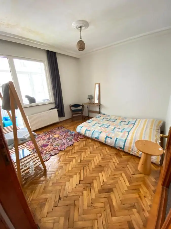 Saltanat Apartment