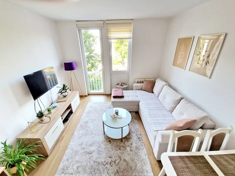 Cozy studio apartment in the Center of the City