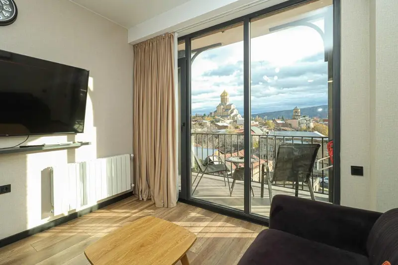 Luxurious 3BR Apartment W Stunning views