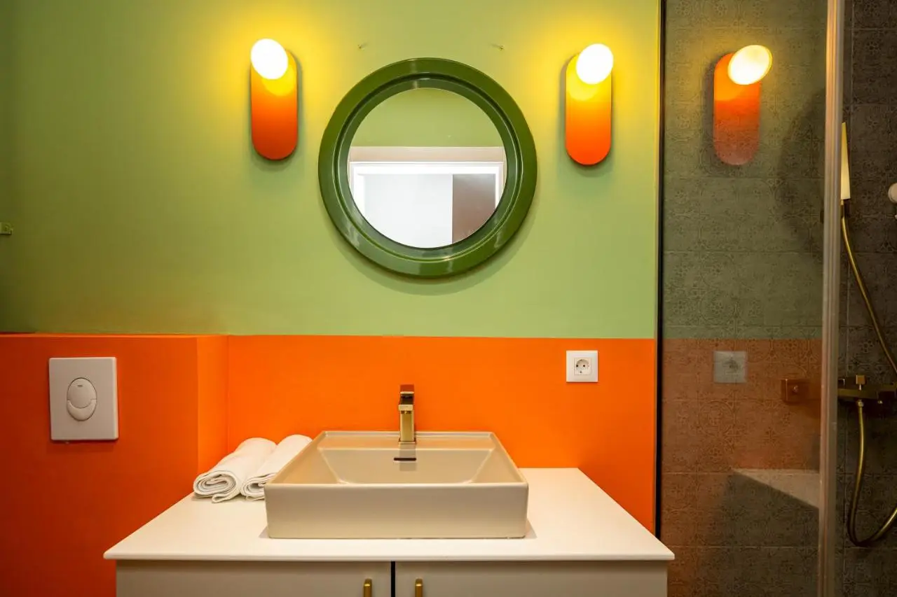 Colorful 3-Bedroom Apartment