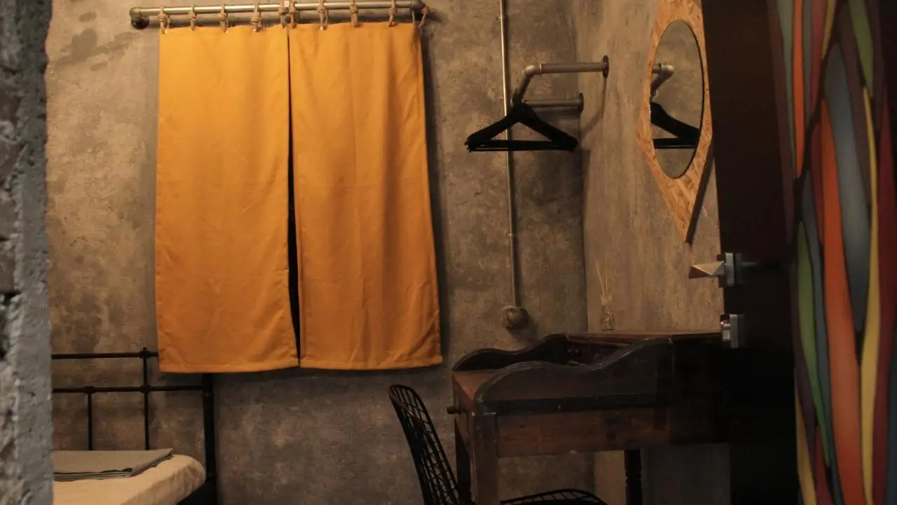 Role Street Hostel