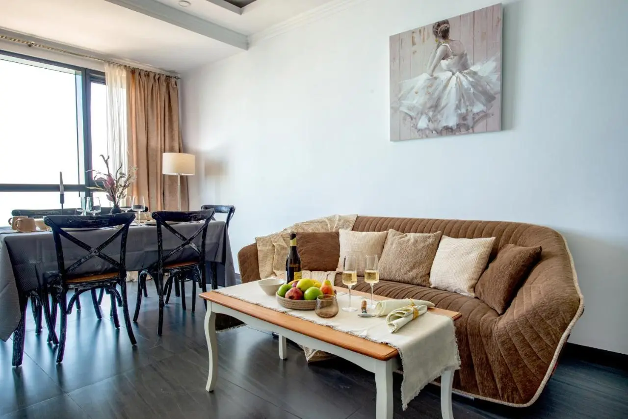 Coastal Oasis - Sea View Porta Batumi 2 bedroom apartment