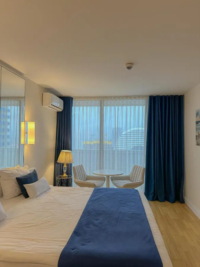 Luxury View Hotel