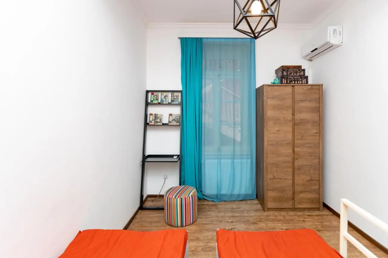 Apartment On Saadi Str Old Tbilisi