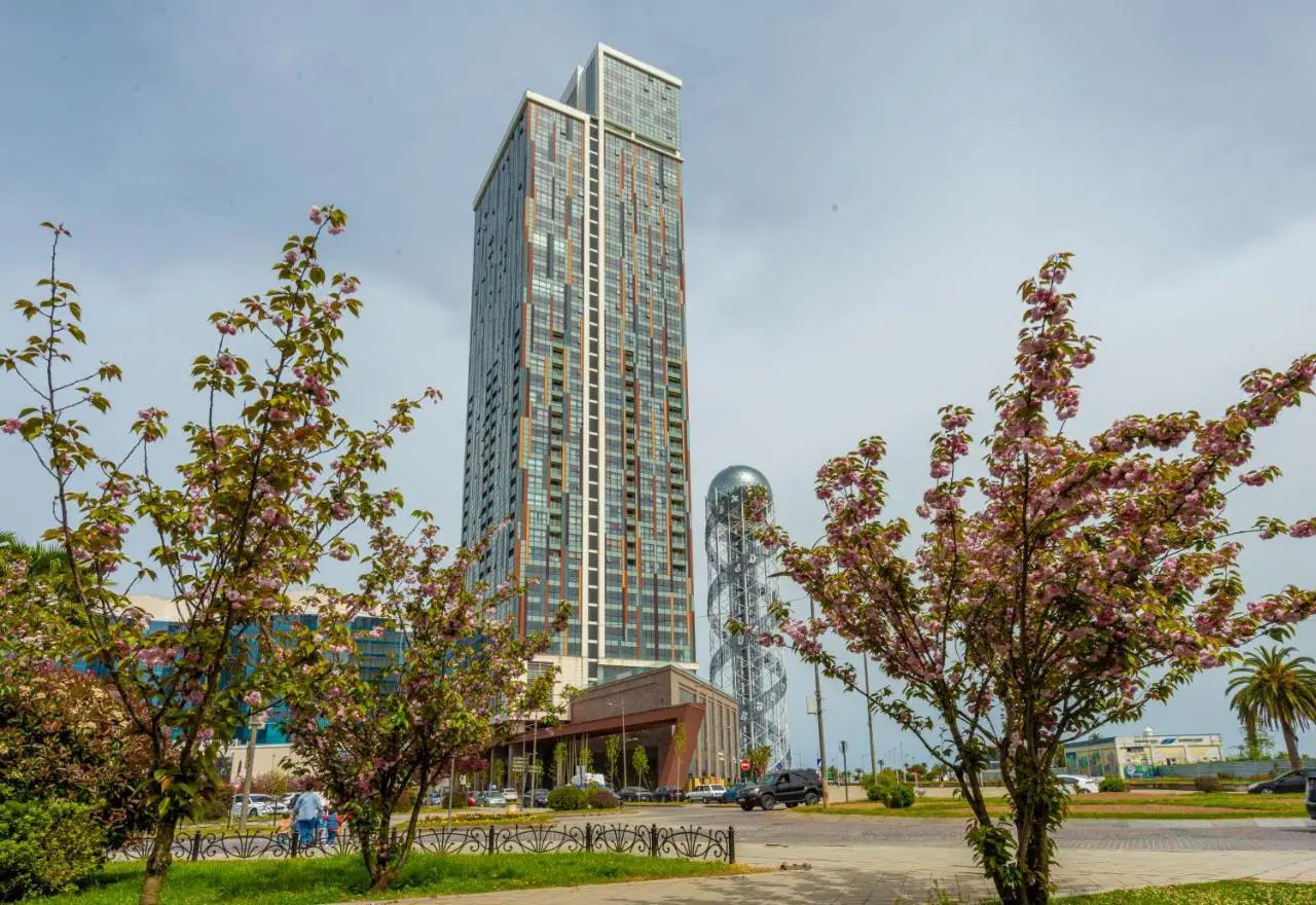 Sea Nirvana - Romantic Apartment with Sea View in Porta Batumi Tower