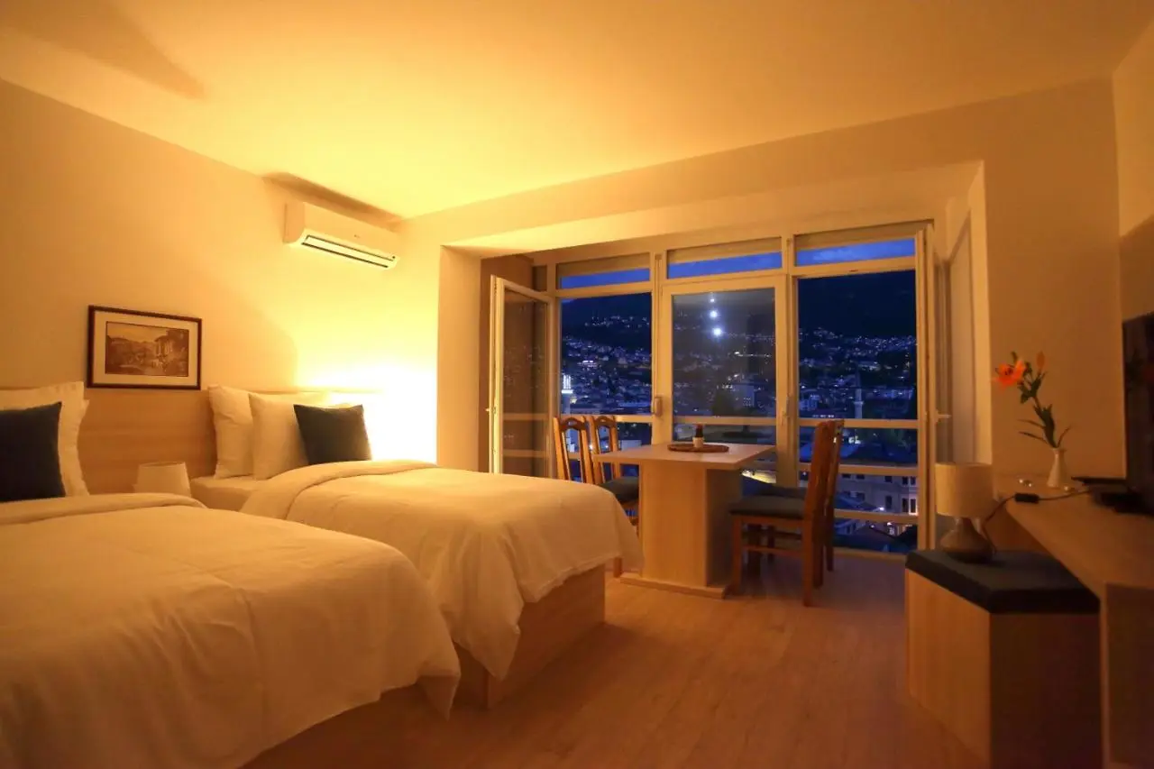 Deluxe Bellevue Apartments