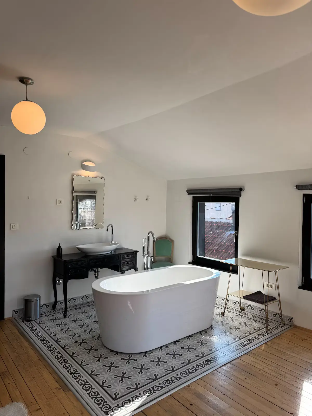 Secret Rooms Sarajevo | Spacious House with Garden