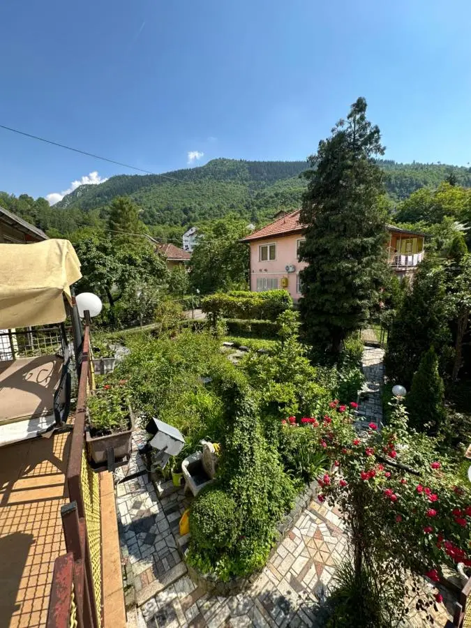 Beautiful House Overlooking Sarajevo