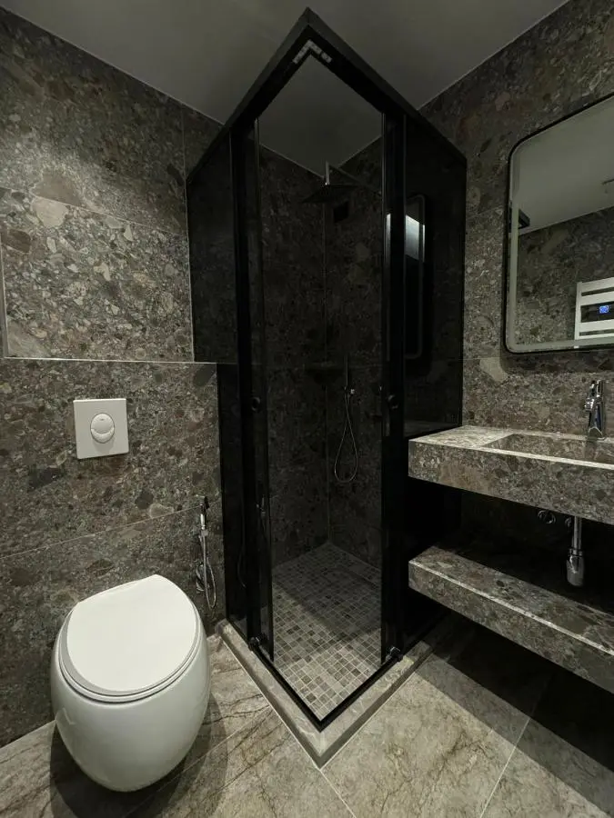 Hotel Consul