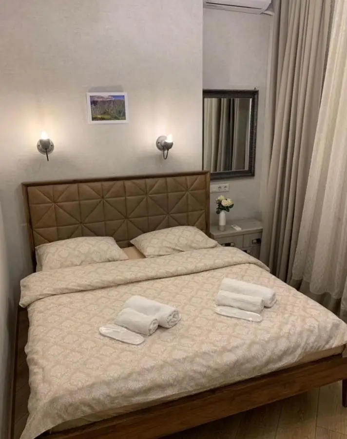 Сozy three-room apartment with 2 separate bedrooms in Old Tbilisi