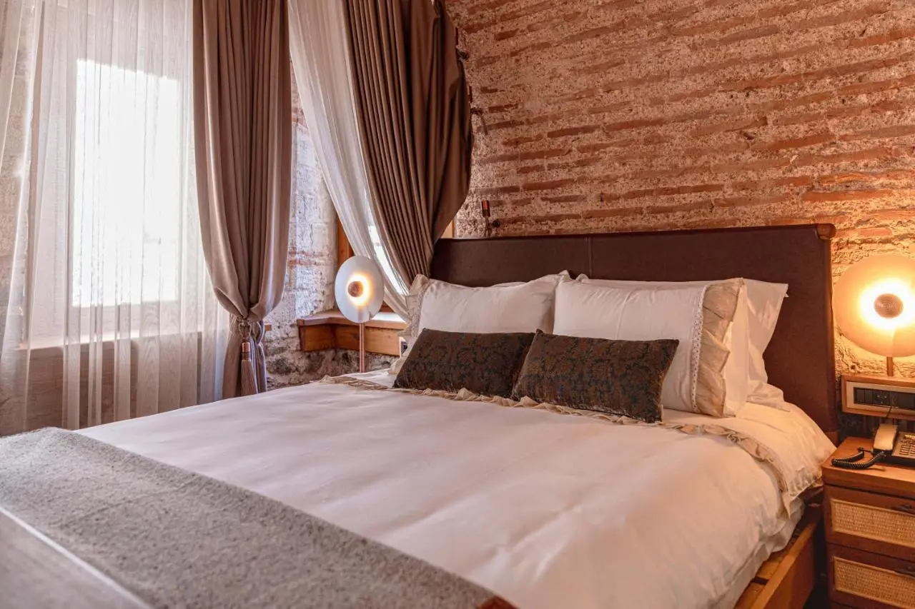 Stone Inn Galata