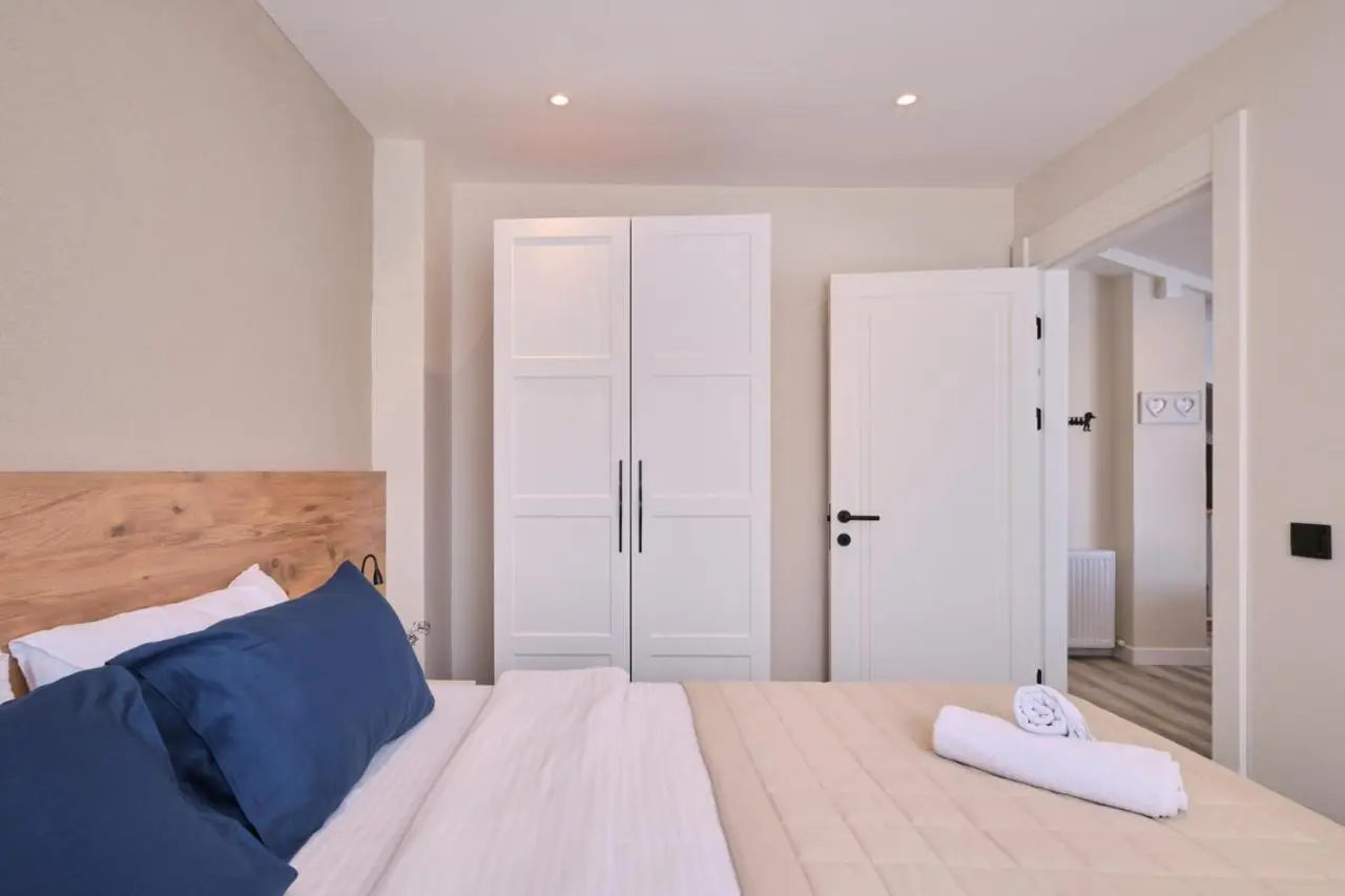 BSY's Stylish 1BR,2BR ,3BR Apartments in Brand New Building