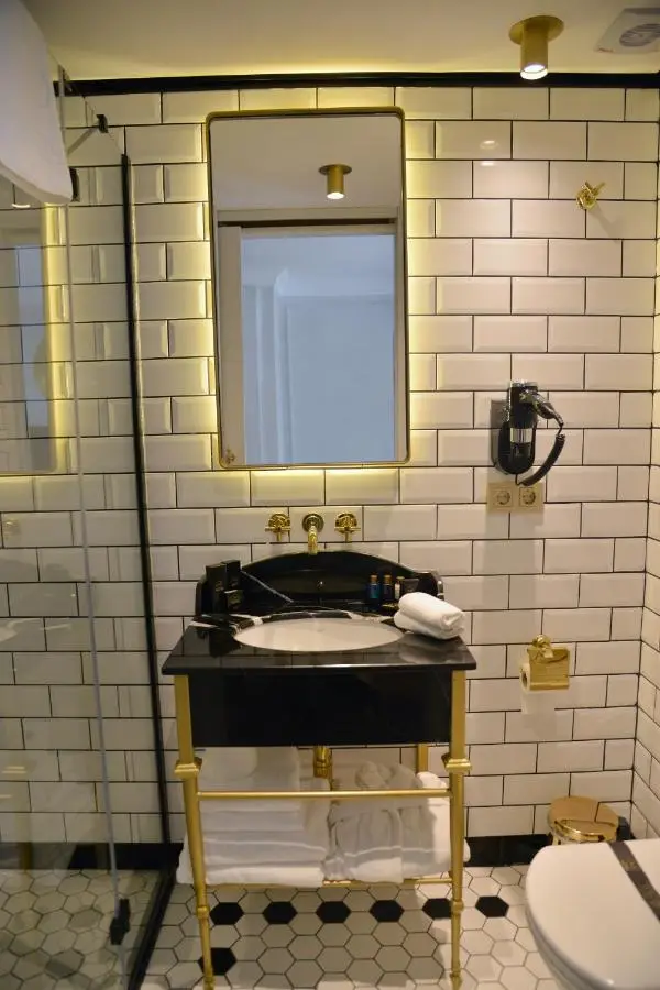 A11 HOTEL Exclusive