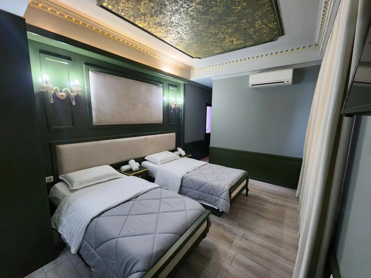 Hotel Lotus