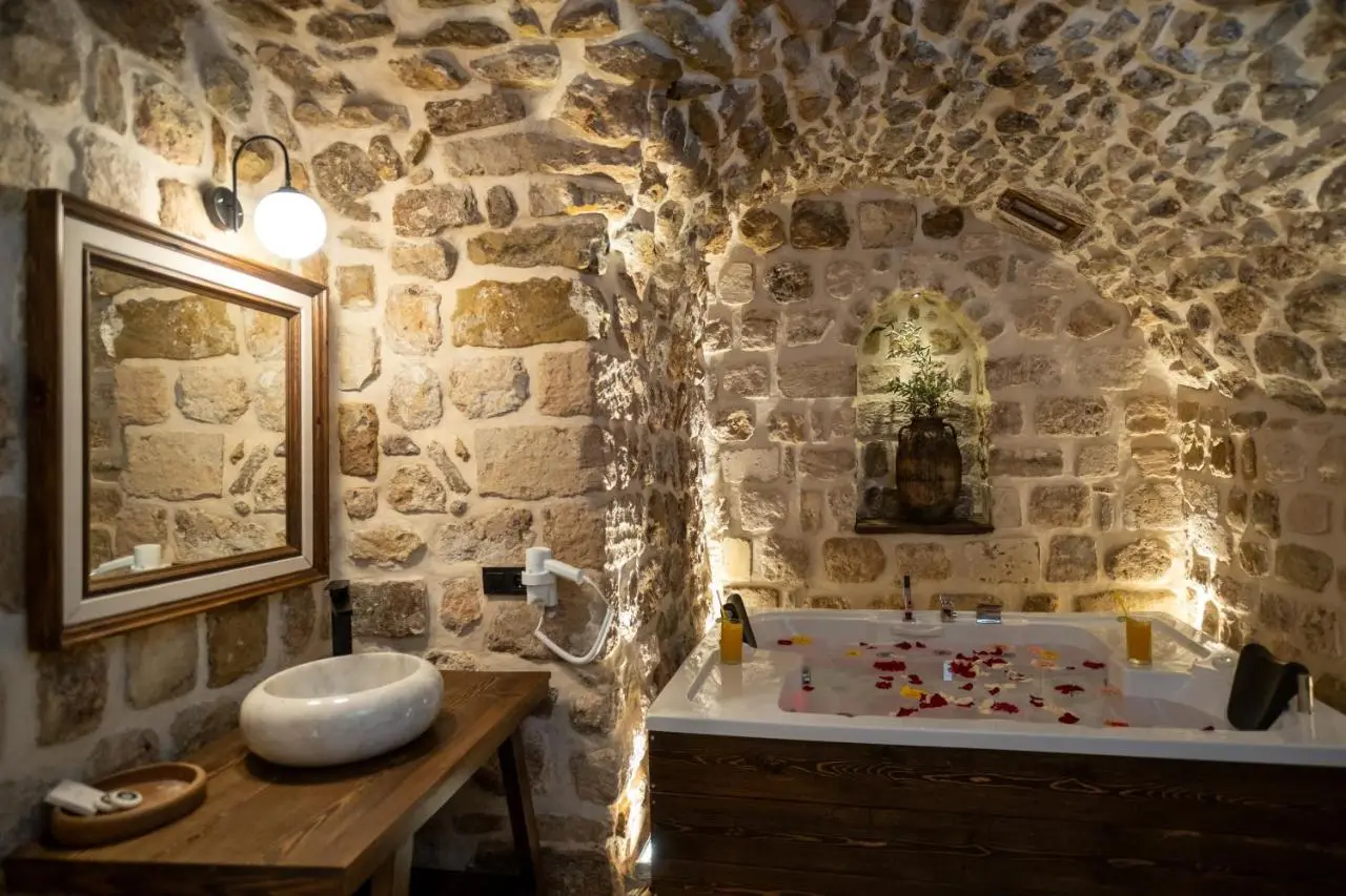 Mezova Otel