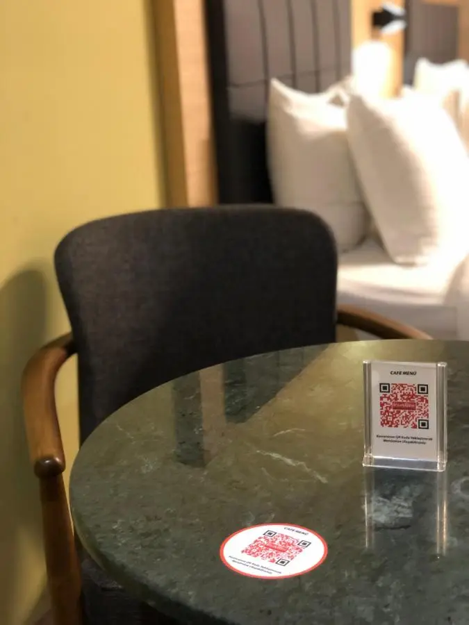 Red Stone Hotel