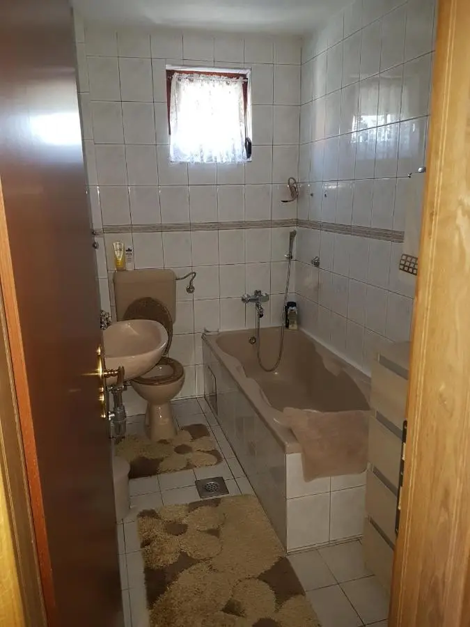 Guest house Dinka