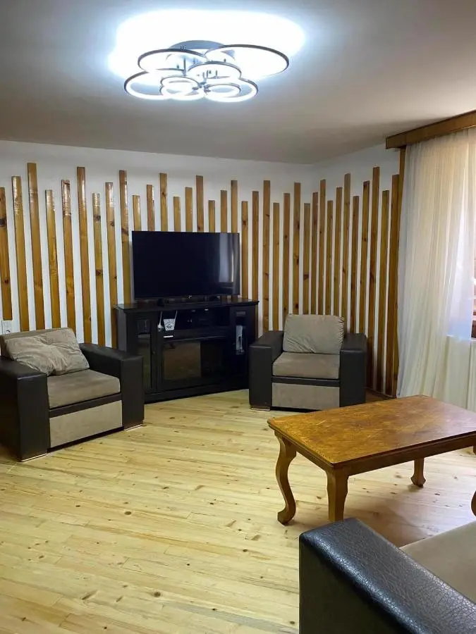 Friendly House