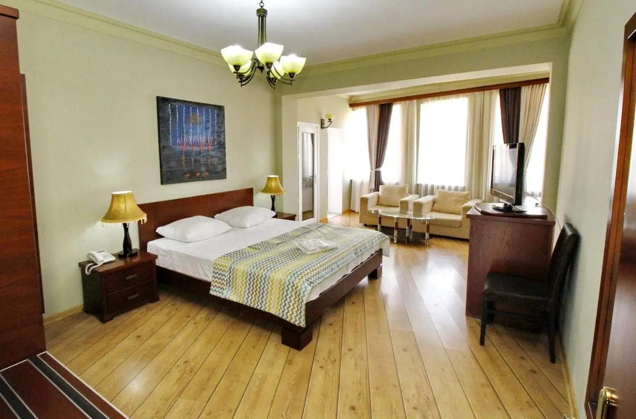 Penthouse Hotel
