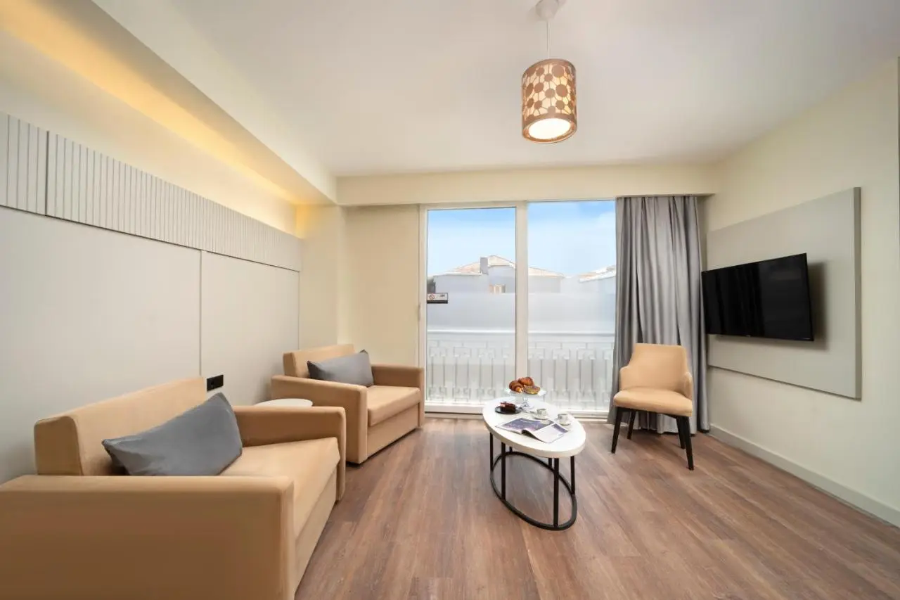 Taksim Galataport FRZ Burak Hotel