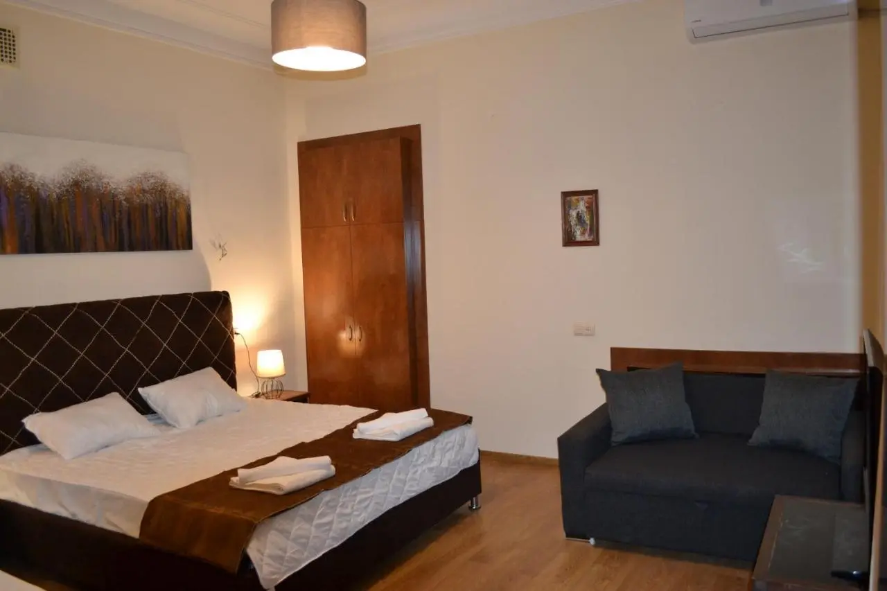 Tbilisi Apartment 2