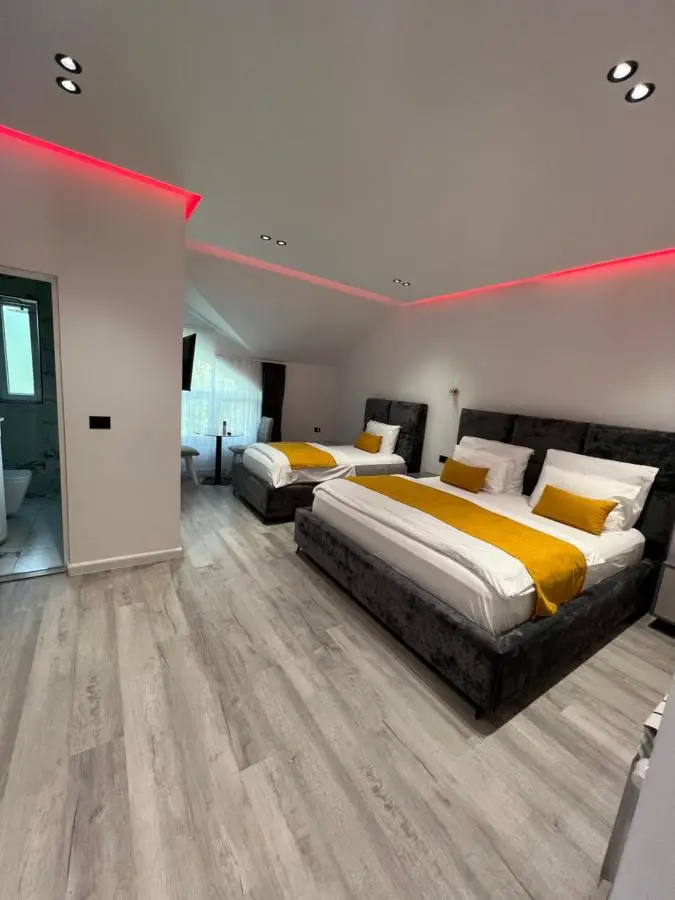 Breezy Hotel