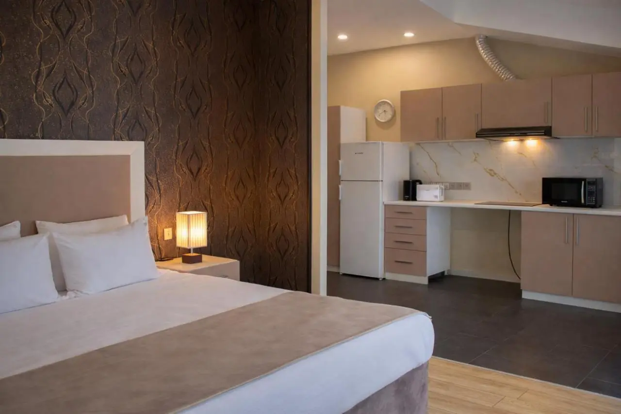 Diplomat Suites Hotel
