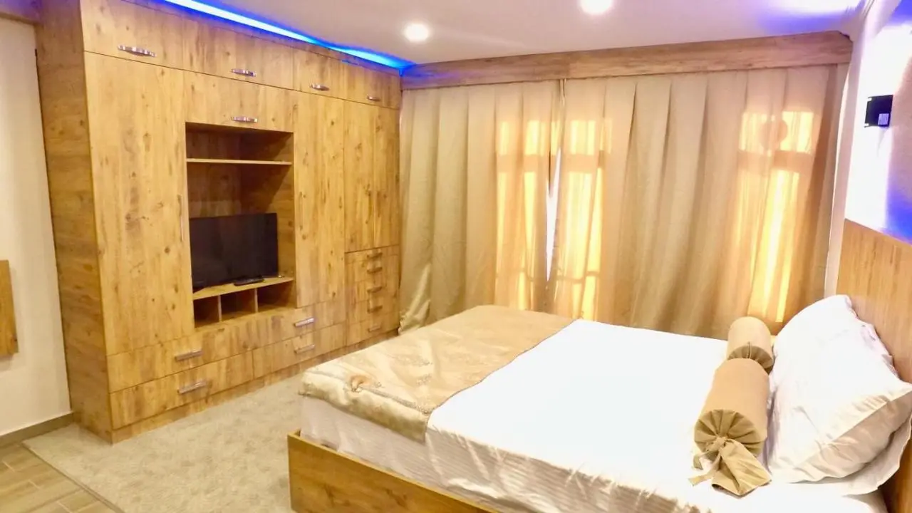 NOUR SUITE & RESIDENCE