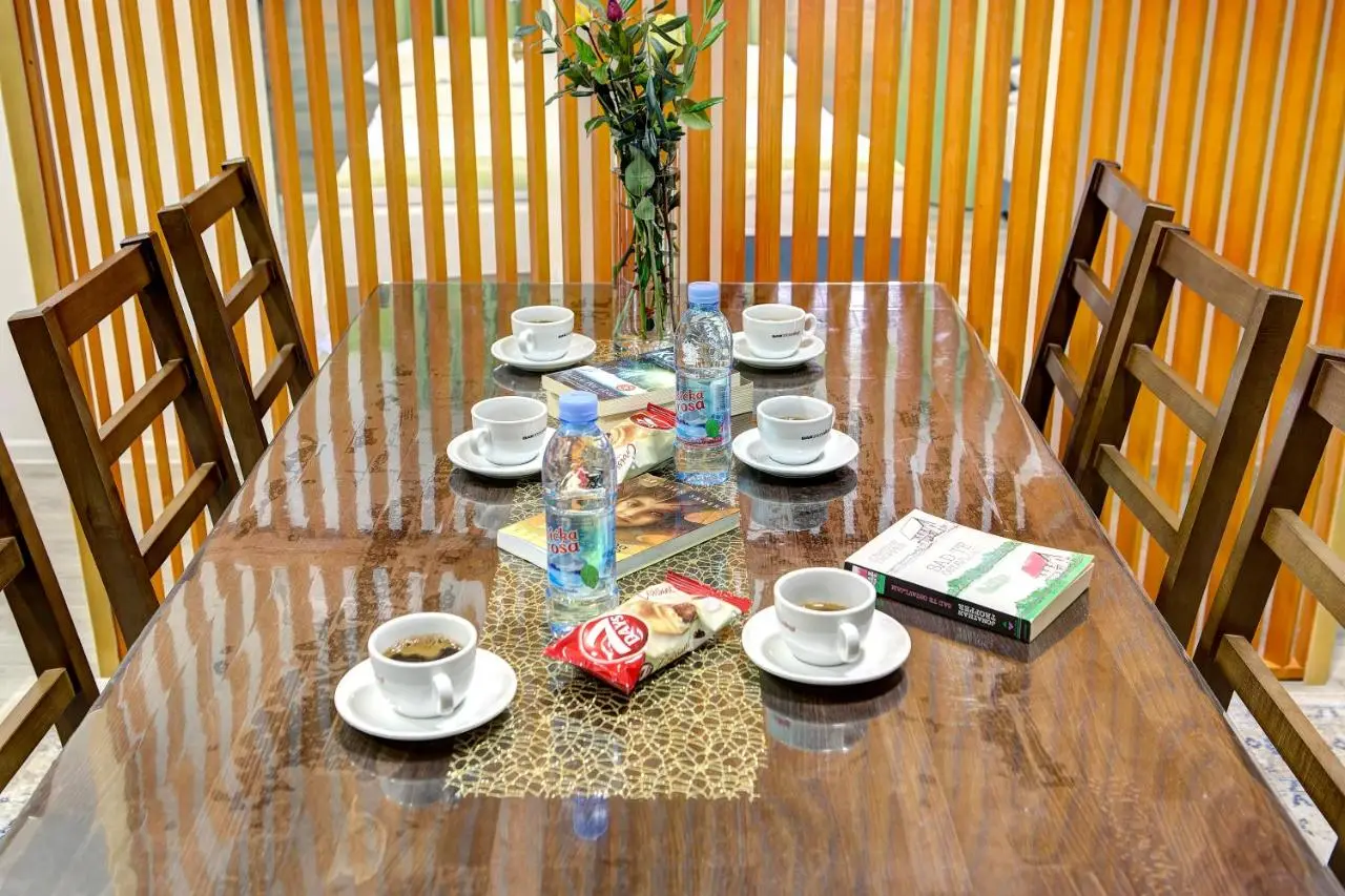 Guesthouse Check In - Apartments & Rooms