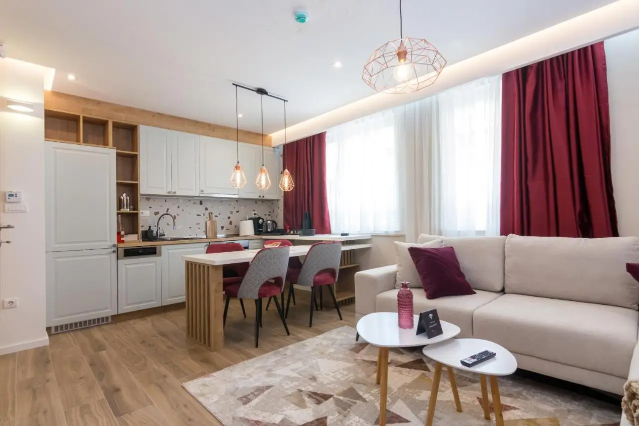 Mayisa Apartments