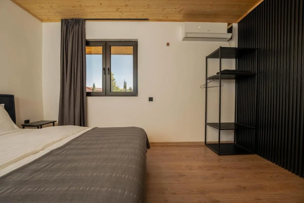 TITA ROOMS