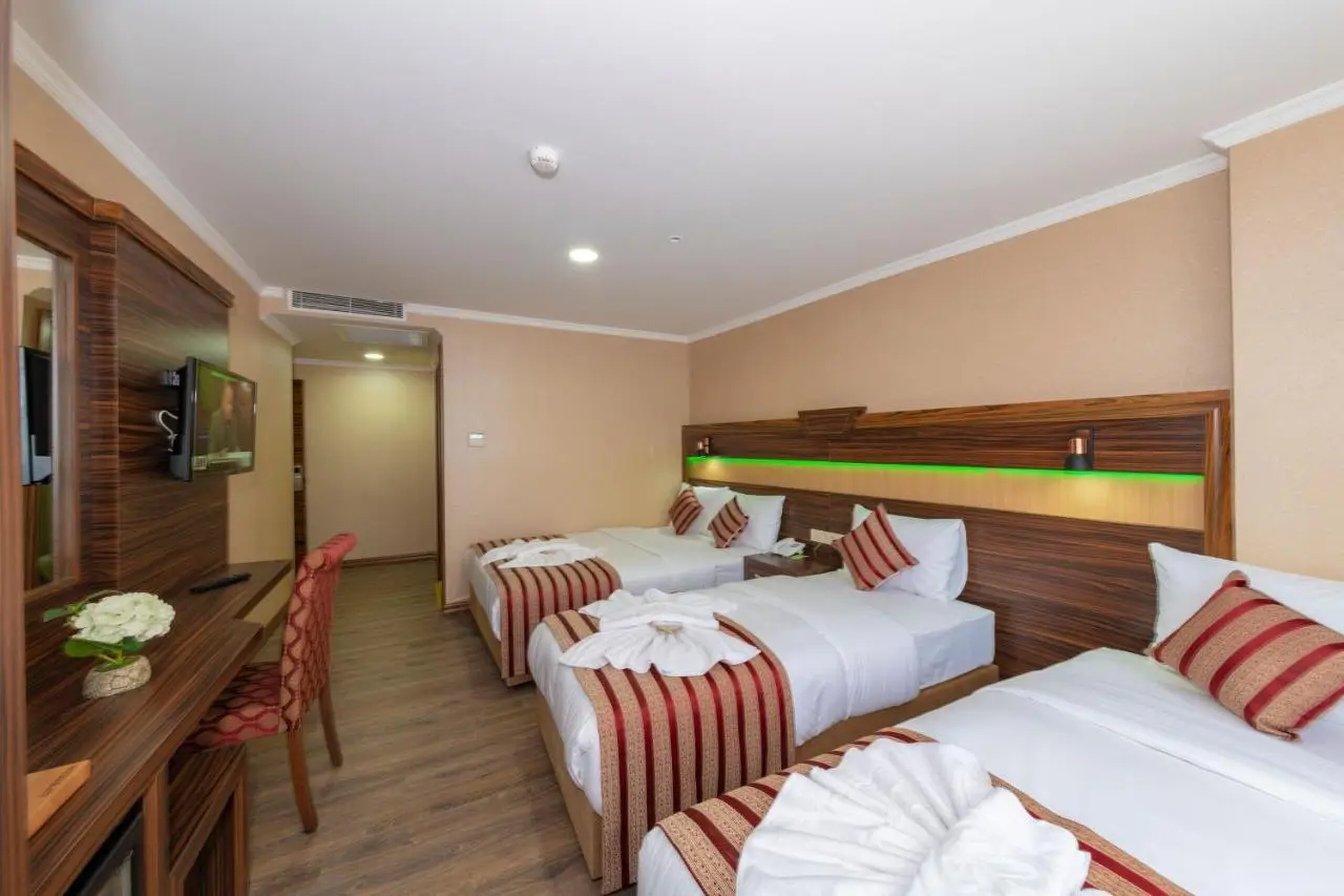 Vision Deluxe Hotel