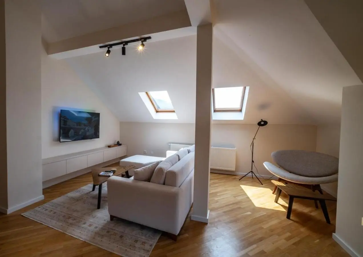 Kaizen's Central Apartments - Free Parking