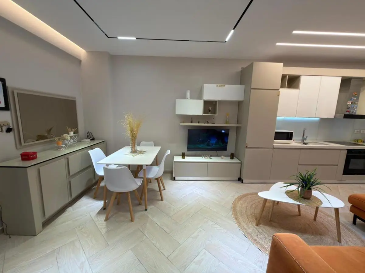 Onis Apartment