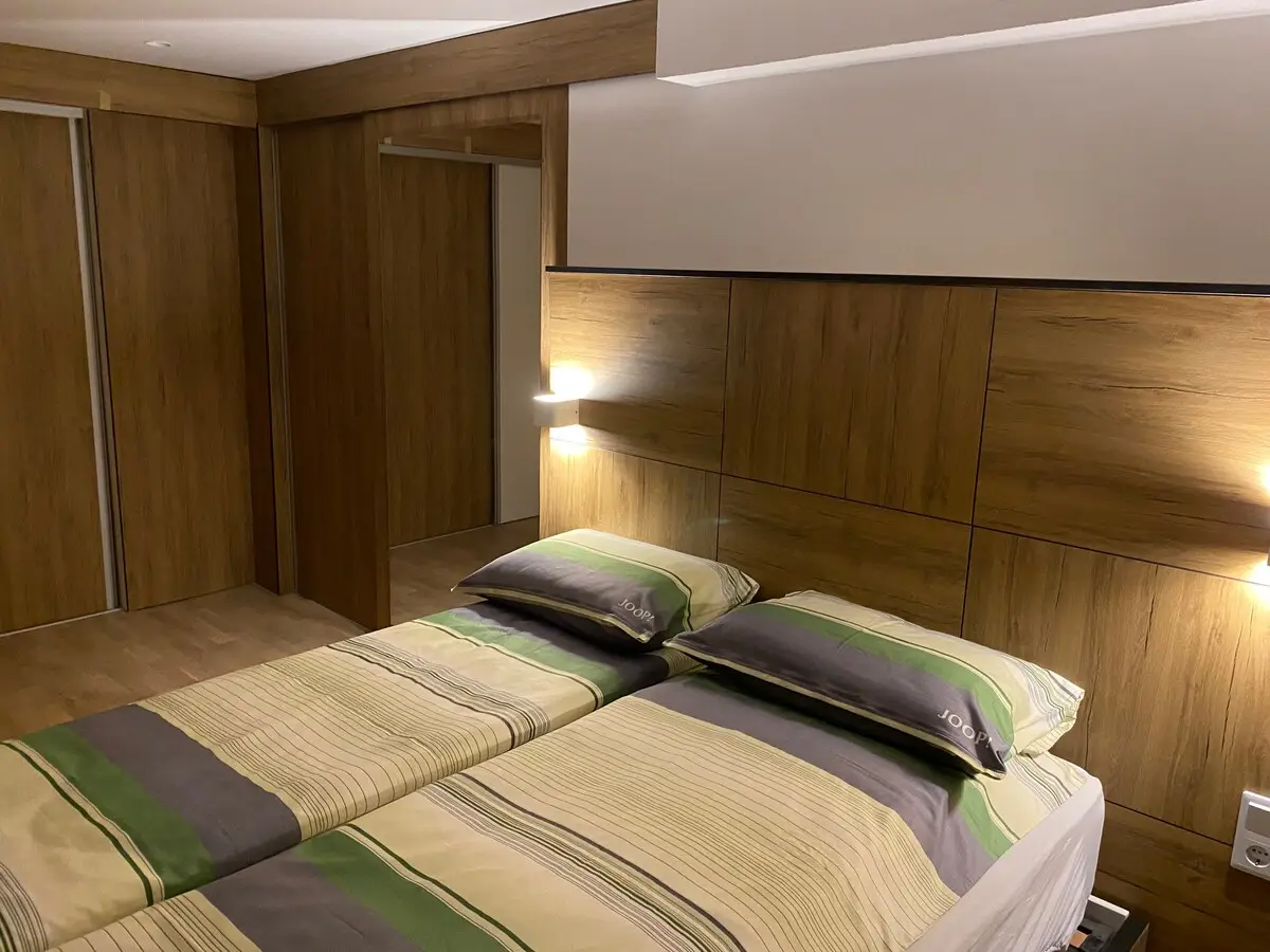 Villa Wood & Green Pool & Spa Residence