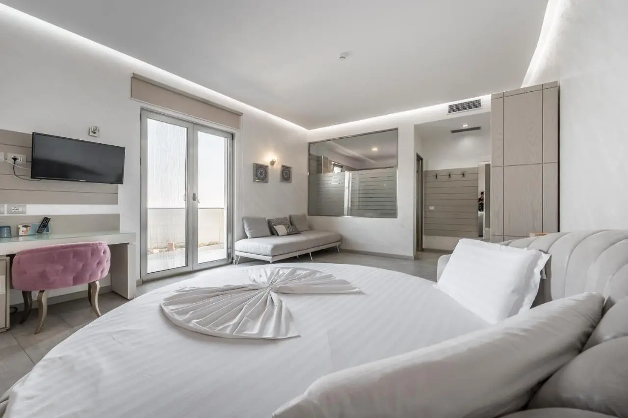 Splendor Hotel