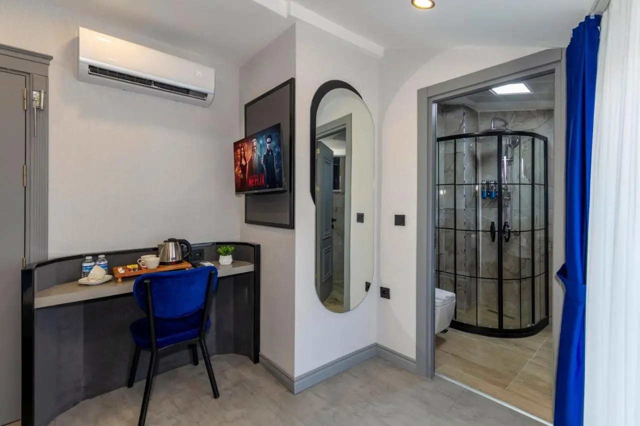 The Private Airport Hotel